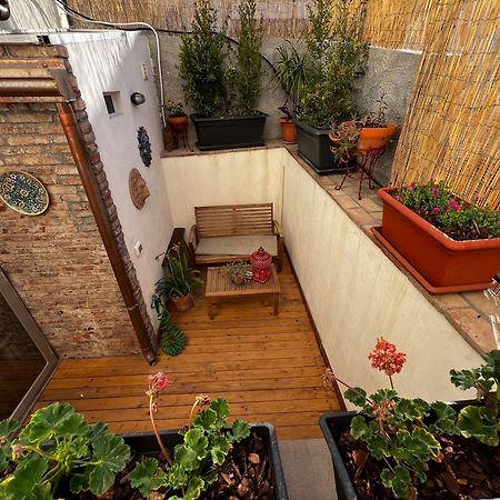 Home Rising Sun - Rooms With Private Bathrooms คาตาเนีย ภายนอก รูปภาพ